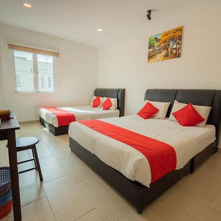 Mary J Hotel Family 10 Pax Room Кота-Бару Экстерьер фото