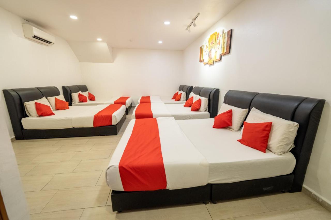 Mary J Hotel Family 10 Pax Room Кота-Бару Экстерьер фото