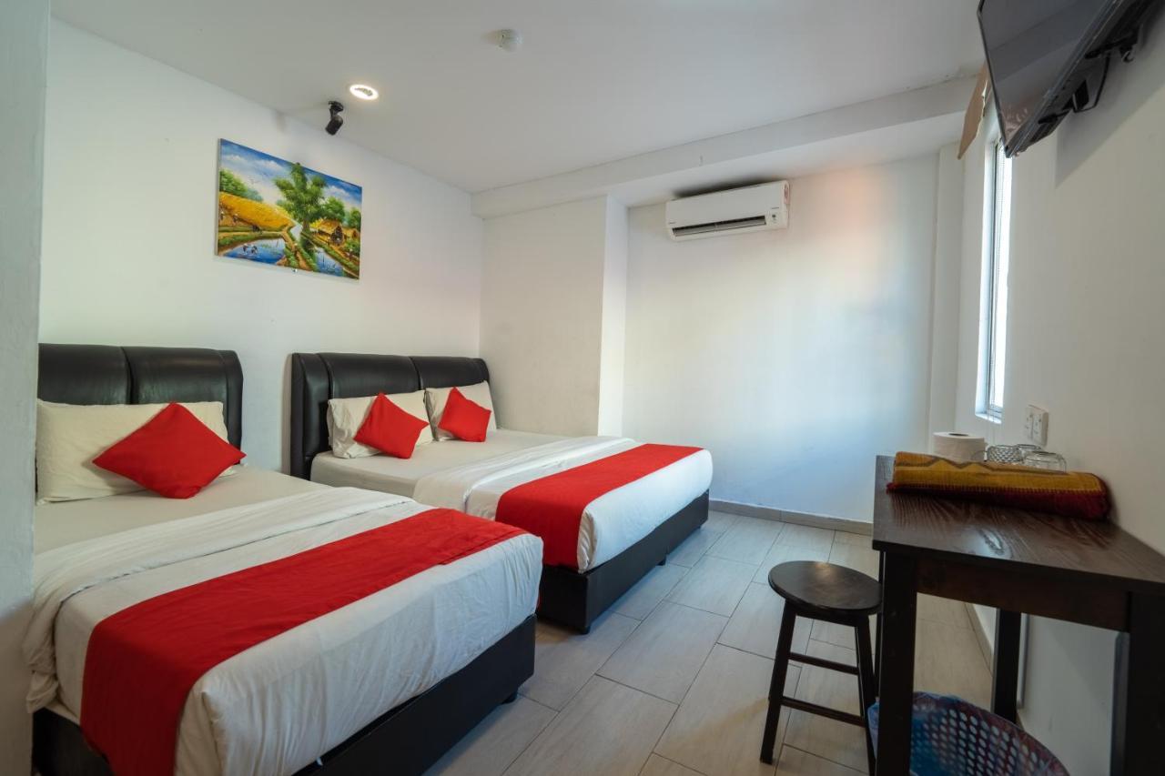 Mary J Hotel Family 10 Pax Room Кота-Бару Экстерьер фото