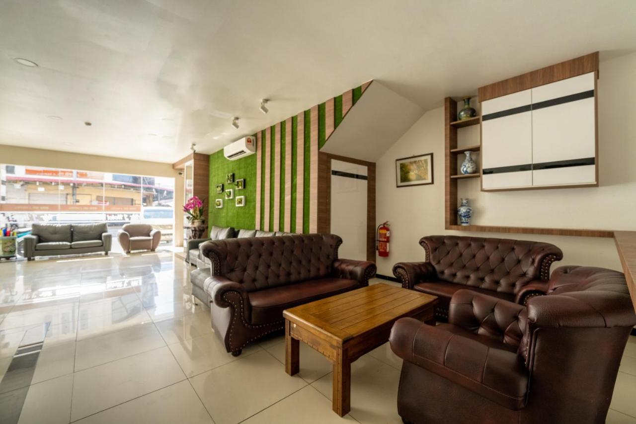 Mary J Hotel Family 10 Pax Room Кота-Бару Экстерьер фото